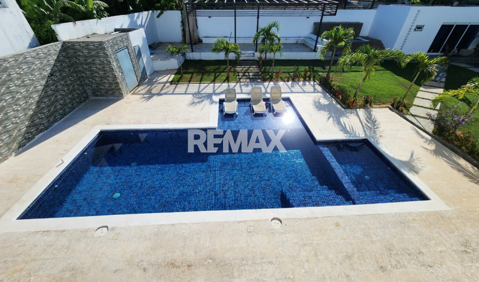 Casa en SAMANÁ LAS TERRENAS, CENTRO DEL PUEBLO