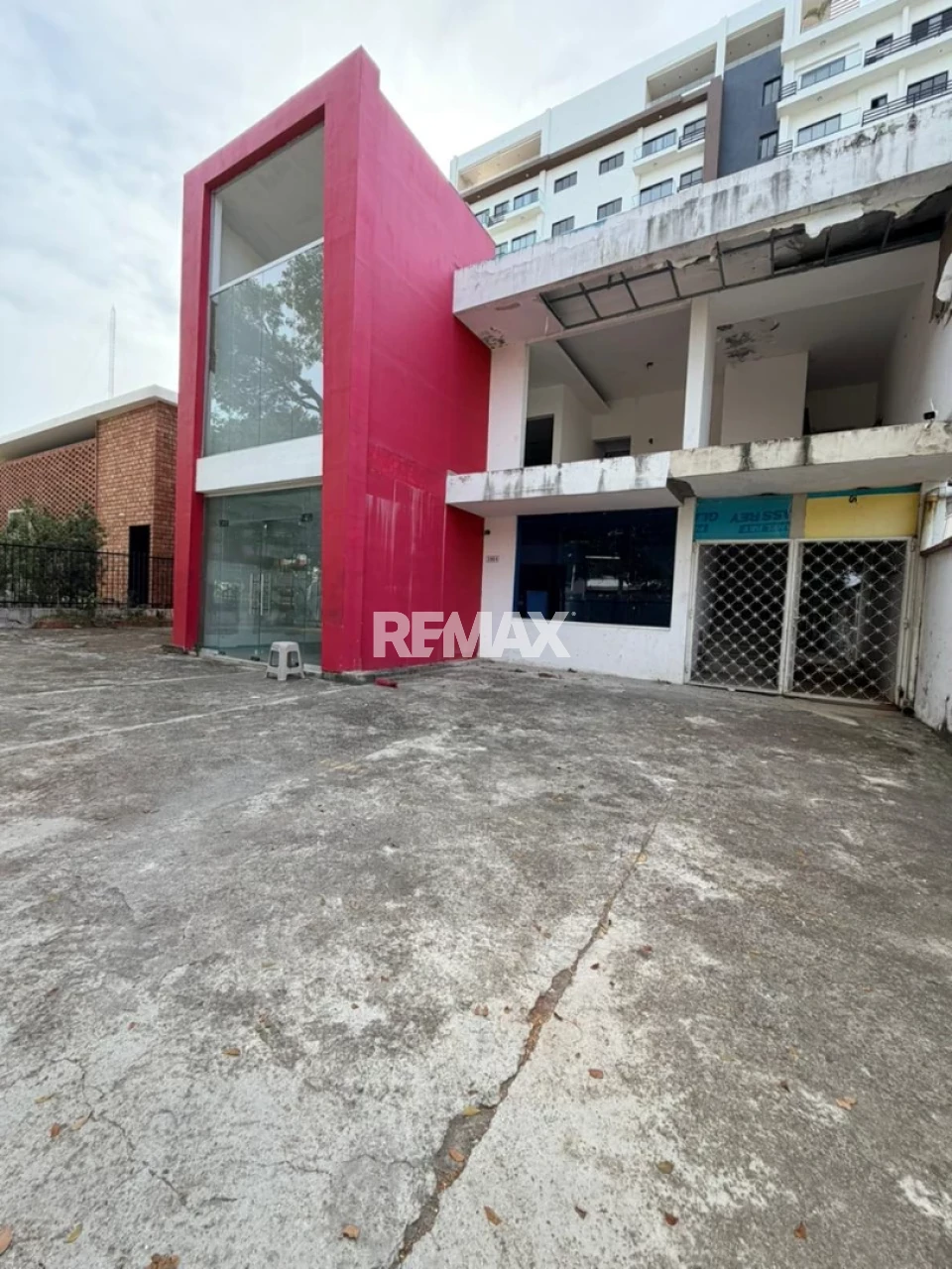 Commercial Space en SANTO DOMINGO DE GUZMÁN, LA JULIA