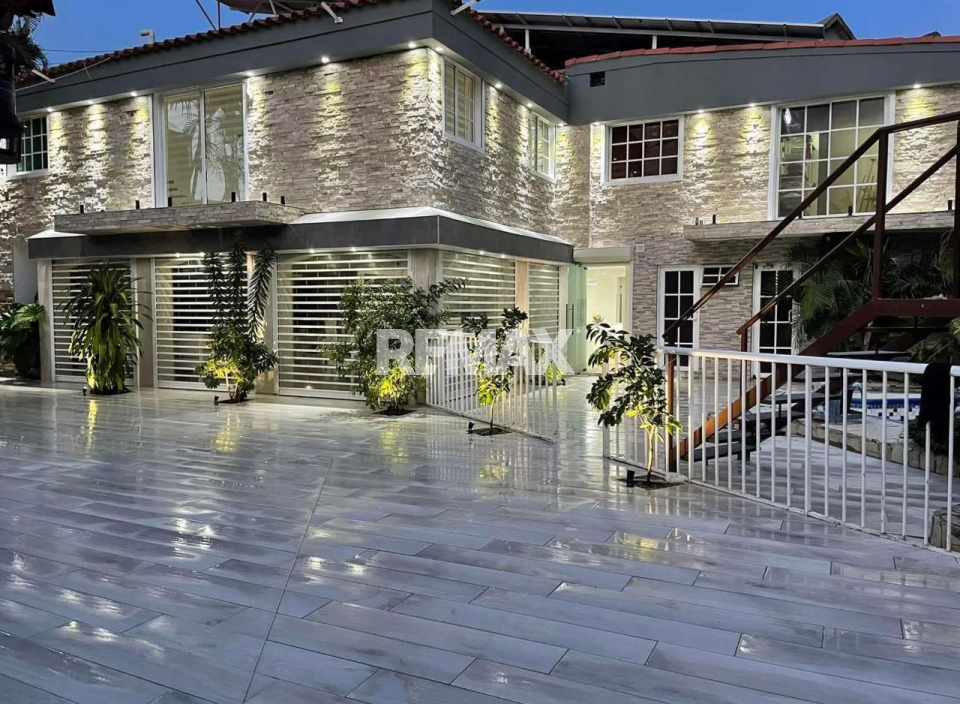 Casa en SANTO DOMINGO DE GUZMÁN, LOS RÍOS