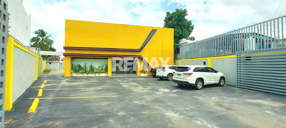 Nave Industrial en SANTO DOMINGO ESTE, ENSANCHE ISABELITA II