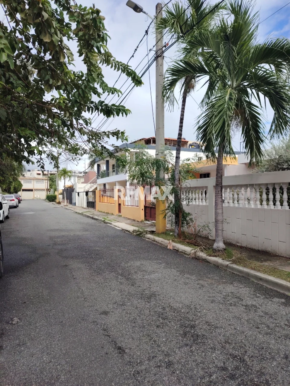 Casa en EL CACIQUE, SANTO DOMINGO DE GUZMÁN