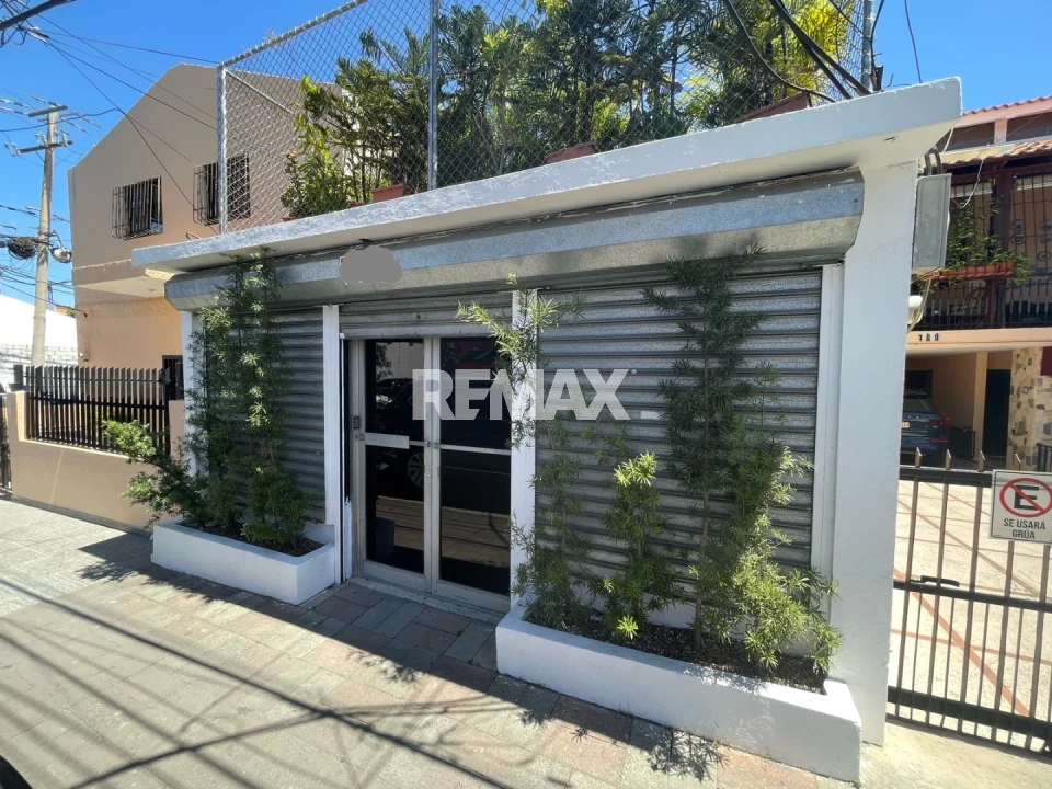 Local Comercial en SANTO DOMINGO DE GUZMÁN, EL MILLÓN