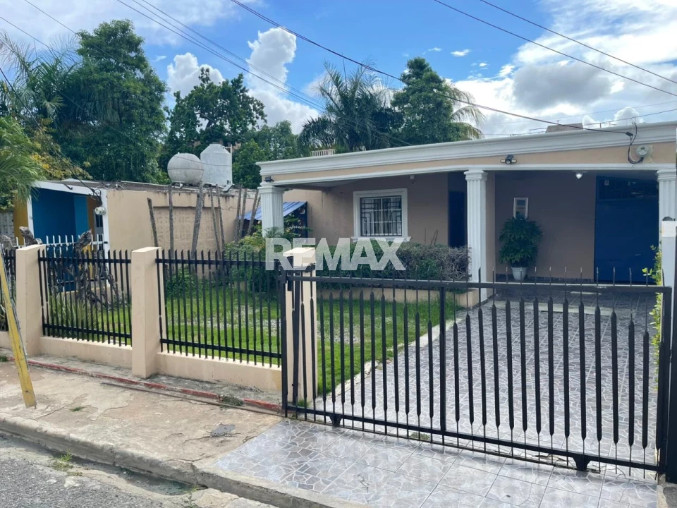 Casa en SANTO DOMINGO ESTE, VILLA CARMEN
