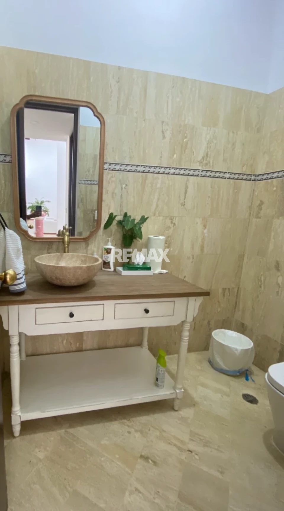 Property view 11
