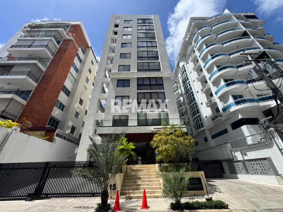 Apartamento en SANTO DOMINGO DE GUZMÁN, ENSANCHE SERRALLES