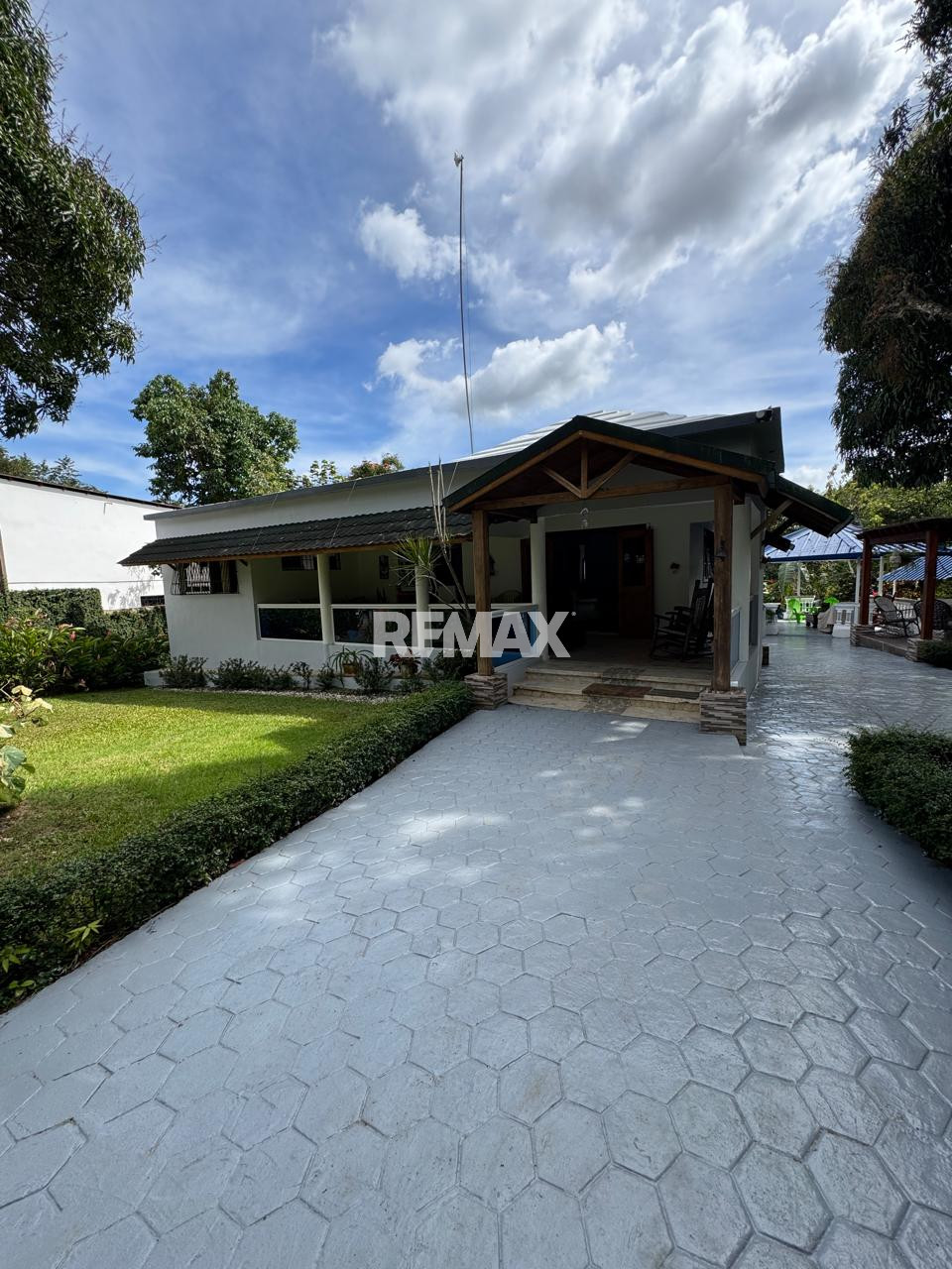 Finca en PEDRO BRAND, LOS COCOS (KM 28)