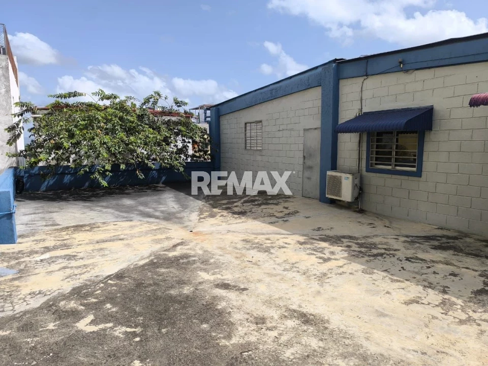Commercial Space en SANTO DOMINGO OESTE, LA CIENAGA