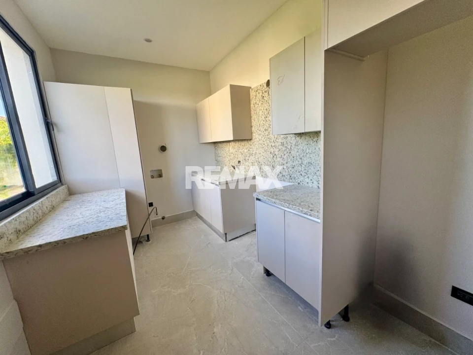 Property view 14