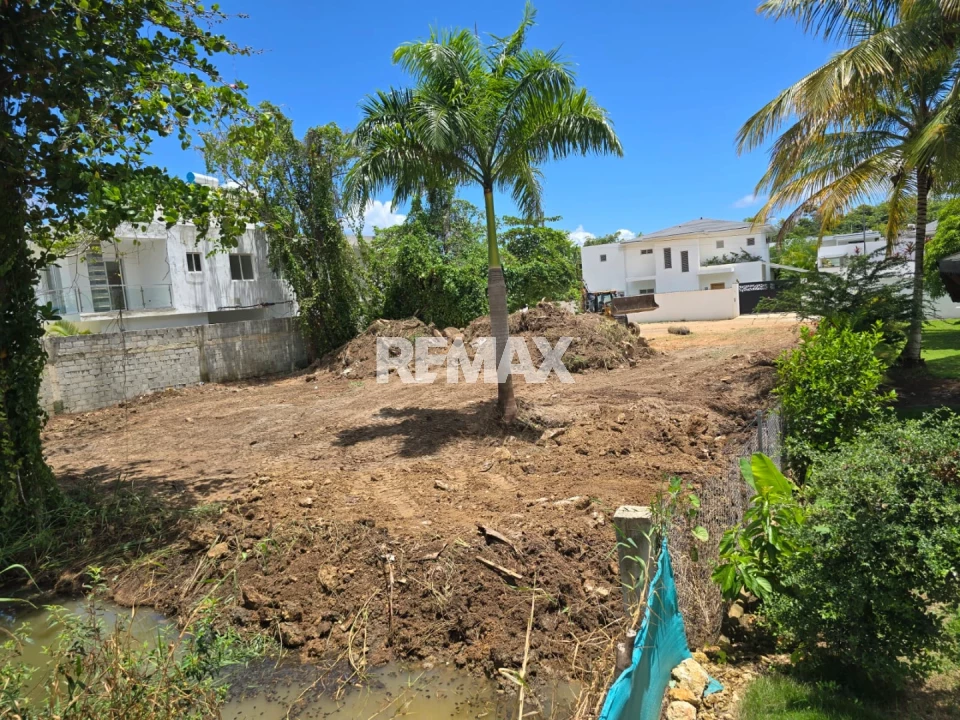 Terreno en ABRA GRANDE, SAMANÁ LAS TERRENAS