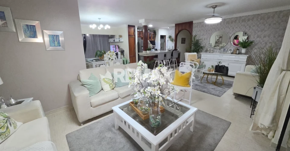 Apartamento en ALMA ROSA I, SANTO DOMINGO ESTE