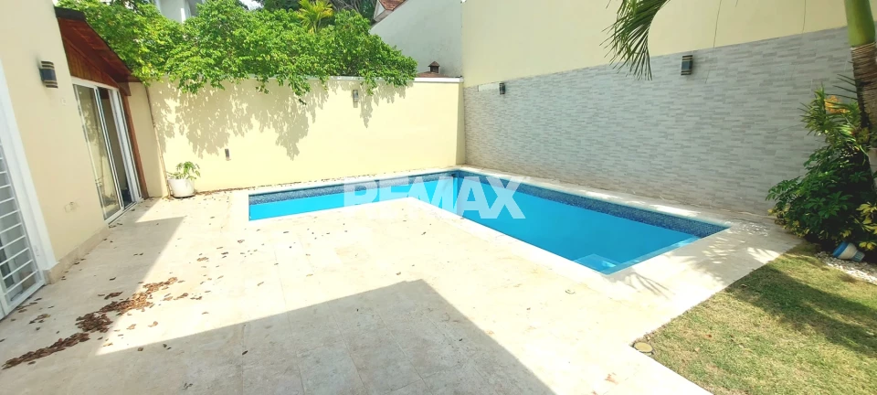House en SANTO DOMINGO DE GUZMÁN, ISABEL VILLAS