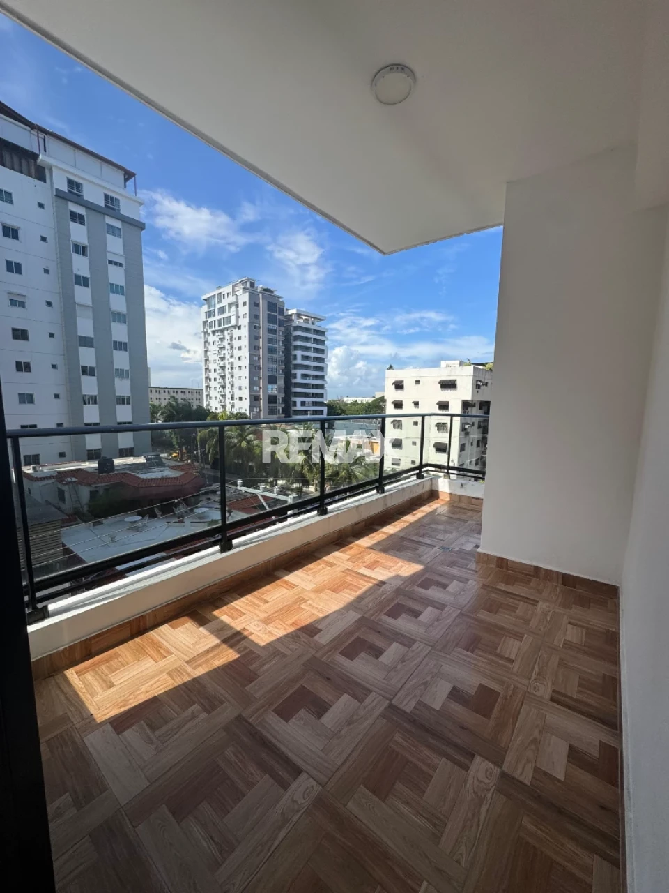 Apartamento en SANTO DOMINGO DE GUZMÁN, ENSANCHE NACO