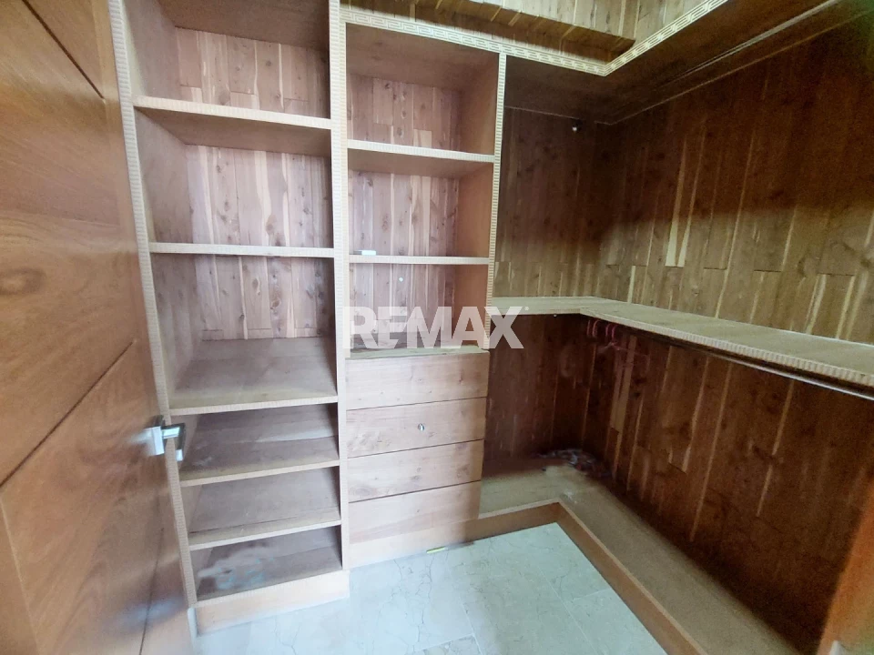 Property view 16