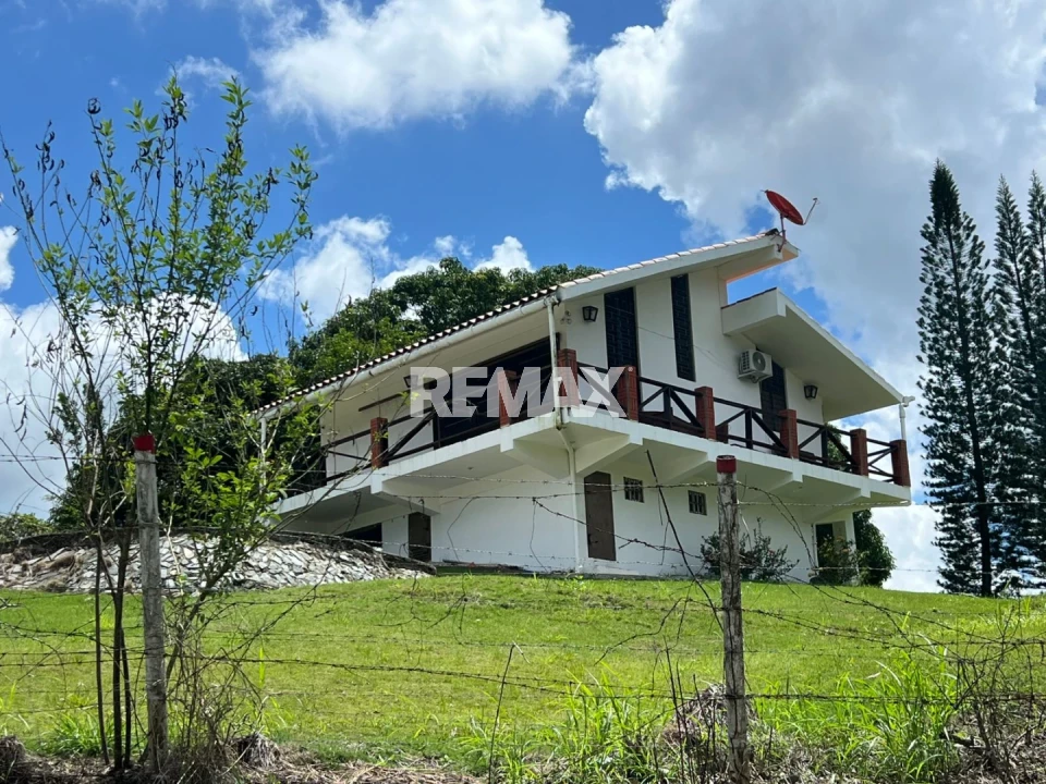 Casa en PEDRO BRAND, LOMAS LINDAS (KM. 29)