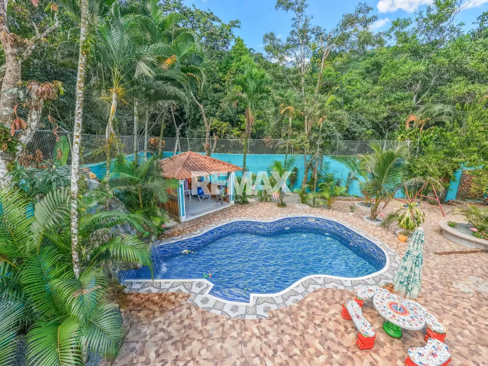Tourist Property en BONAO, CHARCO PRIETO