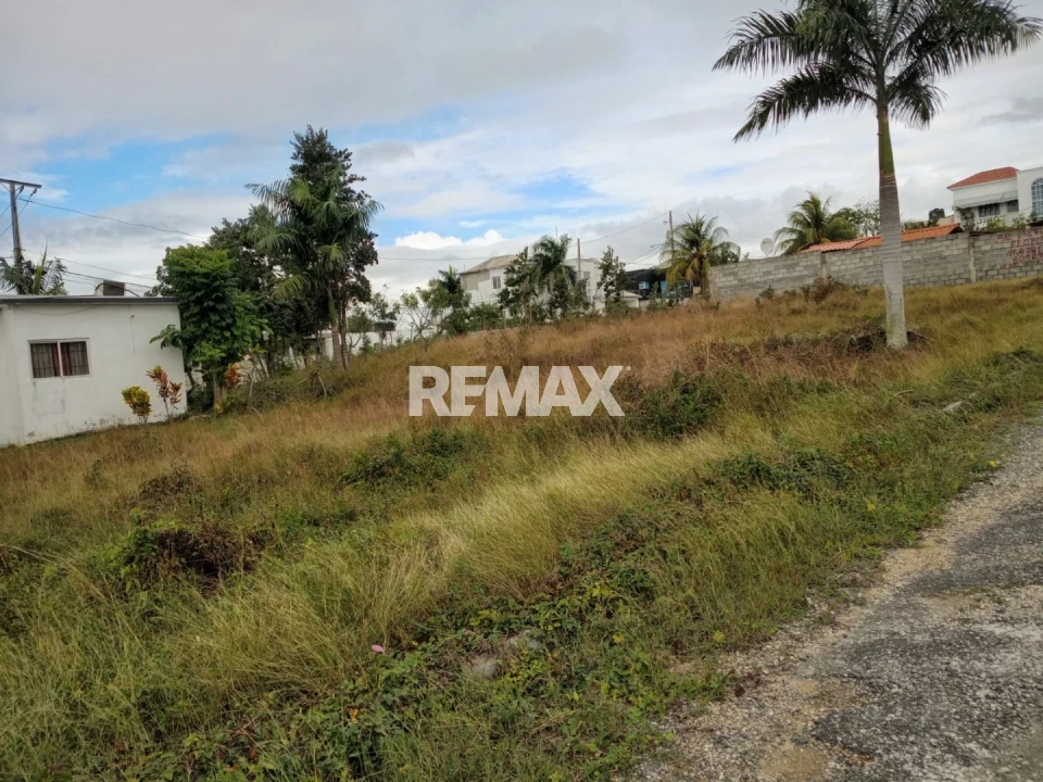 Terreno en JACOBO MAJLUTA, SANTO DOMINGO NORTE