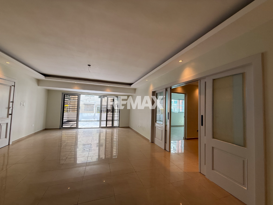 Apartamento en EVARISTO MORALES, SANTO DOMINGO DE GUZMÁN