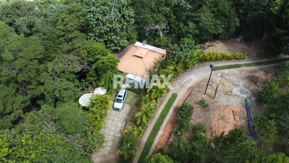 House en JARABACOA, PASO BAJITO