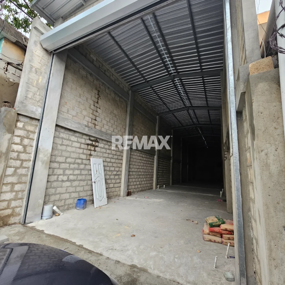 Nave Industrial en SANTO DOMINGO DE GUZMÁN, MEJORAMIENTO SOCIAL