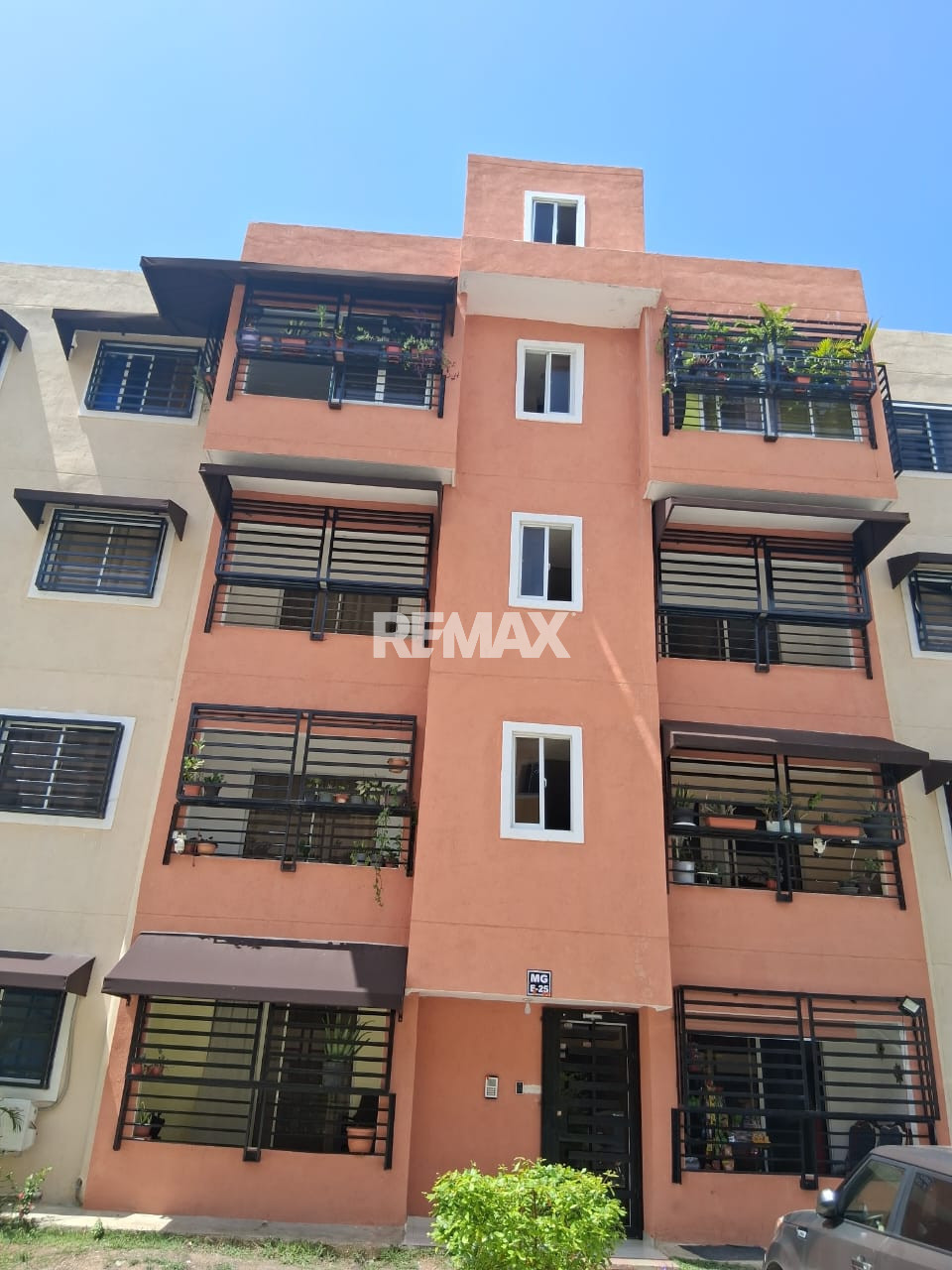 Apartamento en SANTO DOMINGO ESTE, Avenida Charles de Gaulle
