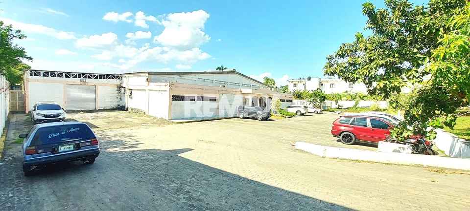 Nave Industrial en PIANTINI, SANTO DOMINGO DE GUZMÁN