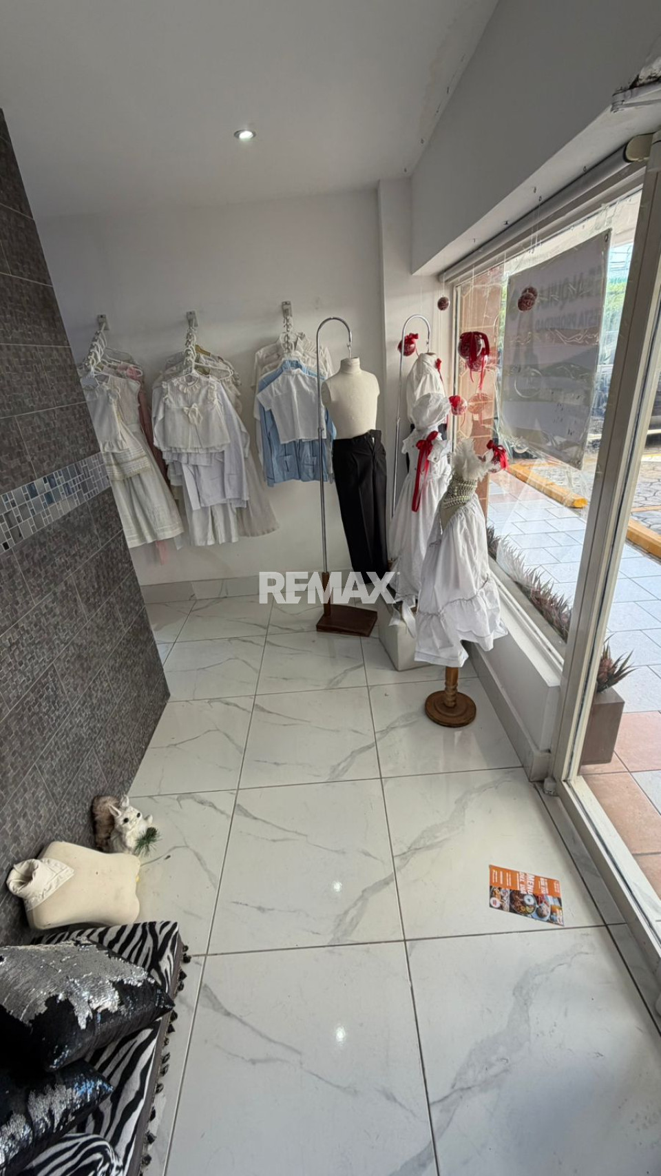 Local Comercial en SANTO DOMINGO DE GUZMÁN, BELLA VISTA