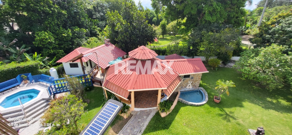 Casa en JARABACOA, BUENA VISTA