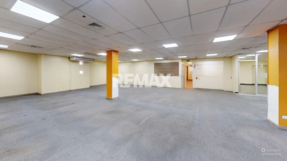 Local de Oficina en SANTO DOMINGO DE GUZMÁN, ENSANCHE NACO