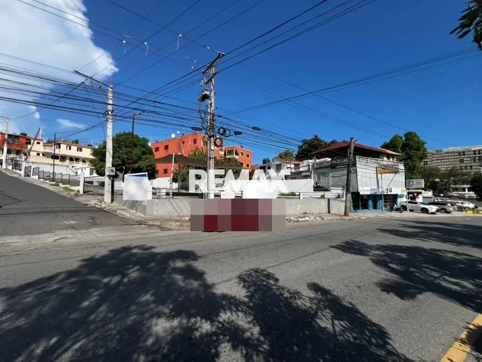 Terreno en SANTO DOMINGO OESTE, MANOGUAYABO