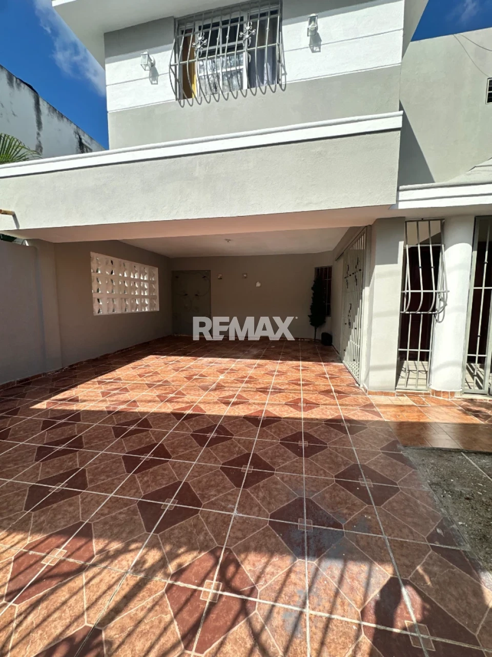 Casa en SANTO DOMINGO ESTE, SAN ISIDRO ADENTRO