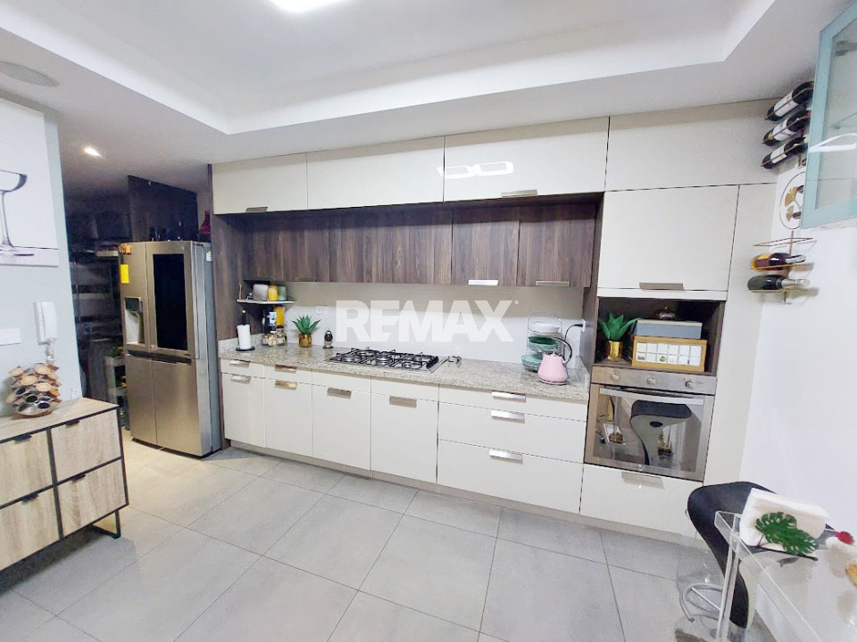 Property view 12
