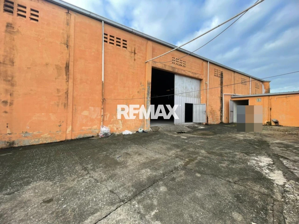 Nave Industrial en SANTO DOMINGO OESTE, LA VENTA