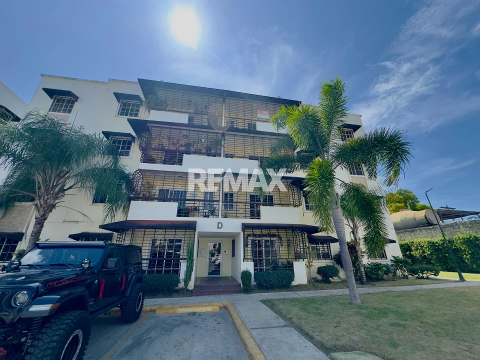 Apartamento en SANTO DOMINGO ESTE, URBANIZACION FERNANDEZ ORIENTAL