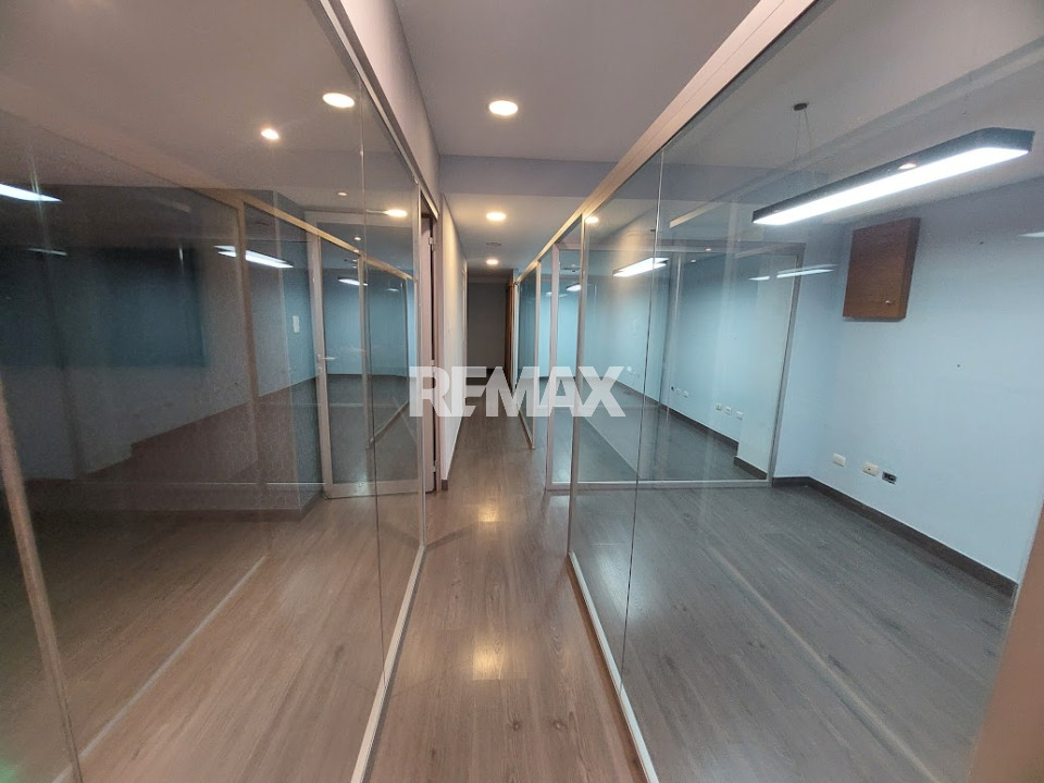 Office Space en SANTO DOMINGO DE GUZMÁN, PIANTINI