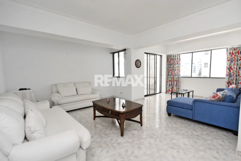 Apartamento en SANTO DOMINGO DE GUZMÁN, ENSANCHE NACO