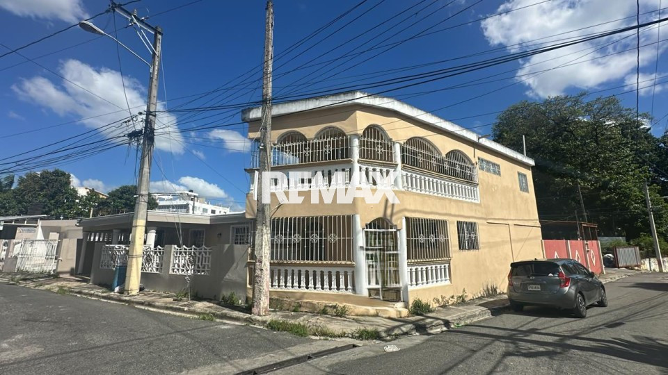 Casa / Solar en SANTO DOMINGO OESTE, HERRERA
