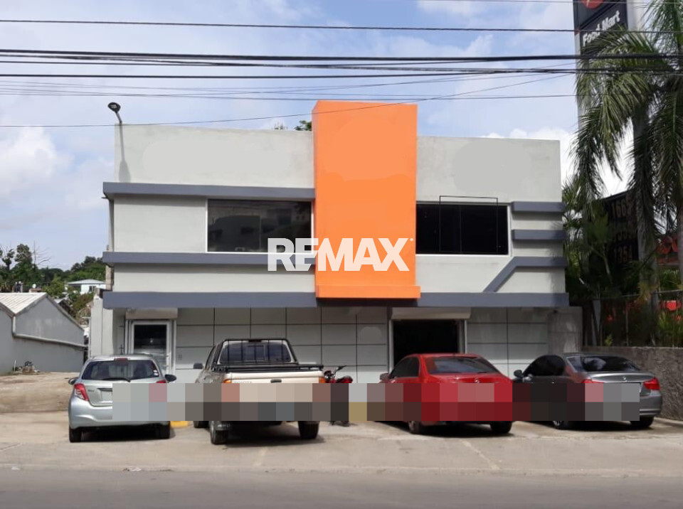 Commercial Space en SANTO DOMINGO OESTE, URBANIZACIÓN ENGOMBE