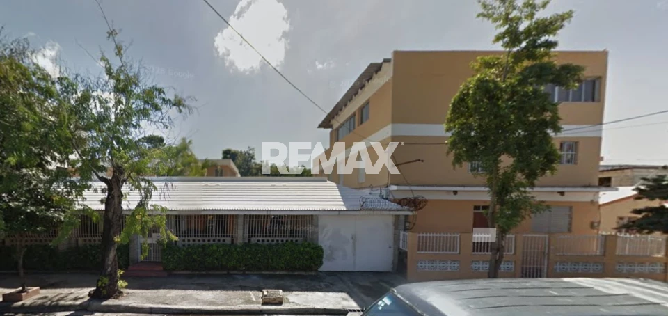 Local Comercial en MEJORAMIENTO SOCIAL, SANTO DOMINGO DE GUZMÁN