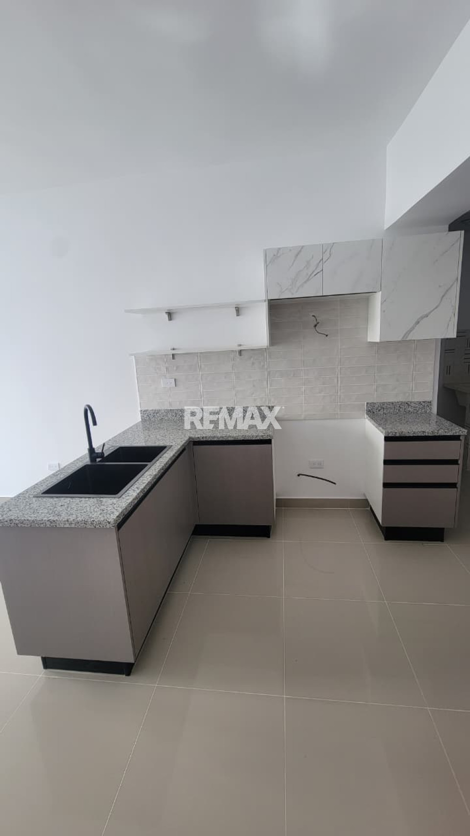 Apartamento en SANTO DOMINGO DE GUZMÁN, EL MILLÓN