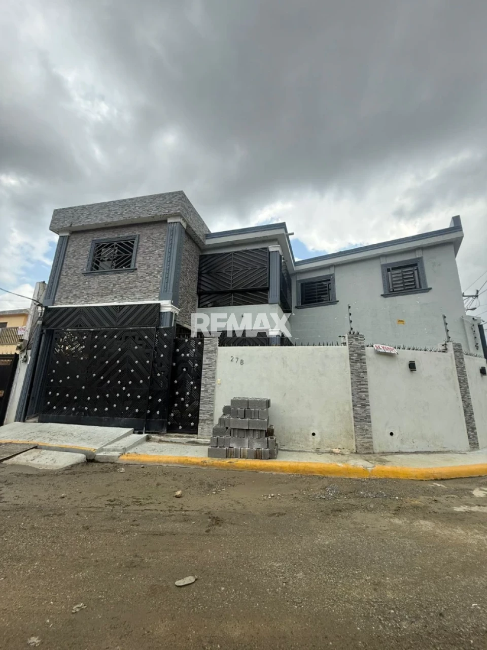 House en SANTO DOMINGO ESTE, REAL TAMARINDO O LOS ROSALES